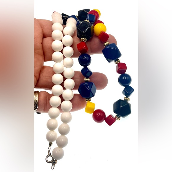 3 for $30 Vintage 1980s Colorful Acrylic Beaded Necklace - Picture 4 of 5